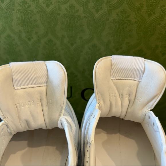Authentic Gucci white GG embossed leather sneakers in like-new condition - Picture 7 of 7